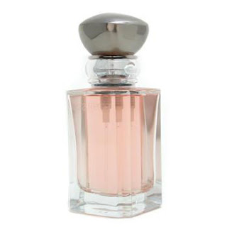 http://bg.strawberrynet.com/perfume/laura-mercier/eau-de-lune-eau-de-parfum-spray/48915/#DETAIL