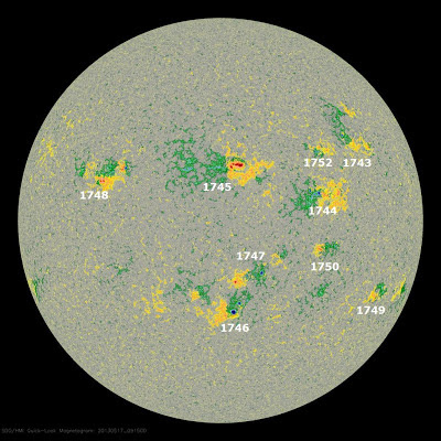 MANCHAS SOLARES 17 DE MAYO 2013