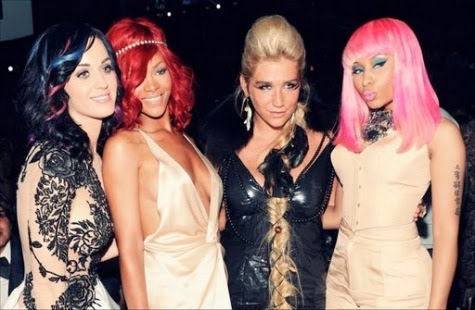 Super hero style at the 2010 VMA's- Rihanna, Kesha, Katy Perry and Mary J