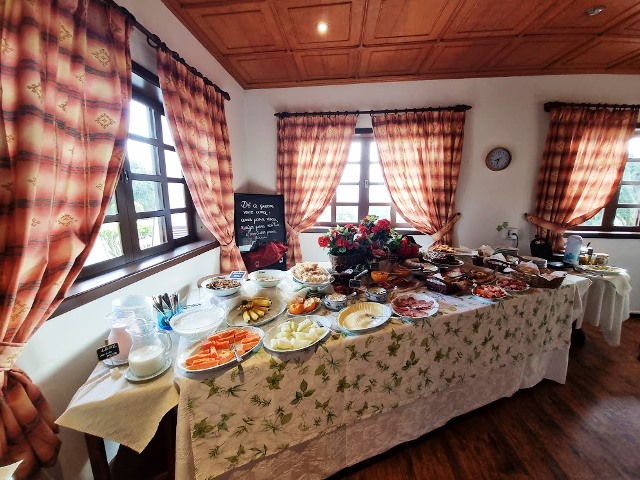 Café da manhã do Hotel Bergblick em Pomerode, Santa Catarina