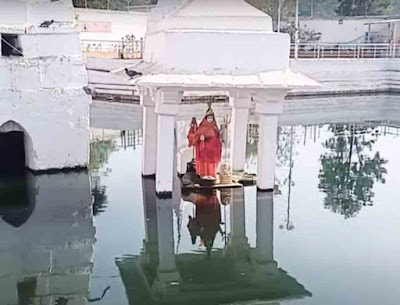 नर्मदा माई के दर्शन