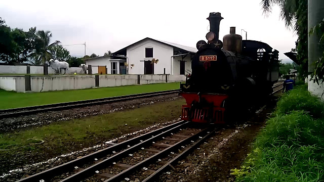 Mencoba Kereta Unik Di Museum Kereta Api Ambarawa  Mencoba Kereta Unik Di Museum Kereta Api Ambarawa