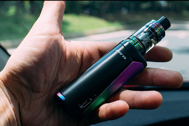 What Is The Experience Of The Highly Portable Priv V8 Kit?