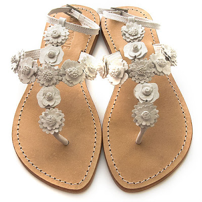 Love Mystique Sandals! | La Fleur Weddings