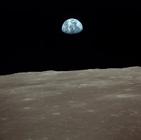 Earthrise seen from the Moon - Apollo 11, Orbit of the Moon