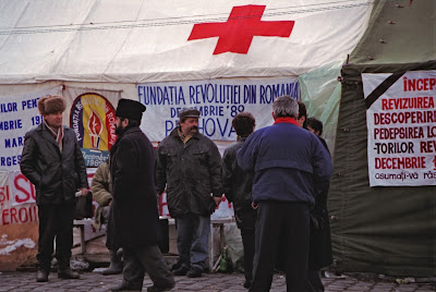 Bucarest, Grève de la faim des Révolutionnaires, © Louis Gigout, 1997