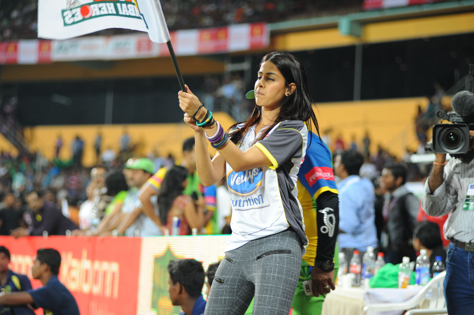 ... cheering at Ccl 2 Match Pics | Celebrities Wallpapers and Photos