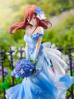 Shibuya Scramble Figure 1/7 Miku Nakano [ Floral Dress Ver. ] - The Quintessential Quintuplets, eStream