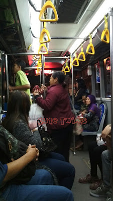 naik bus trans jogja ke bandara adisucipto