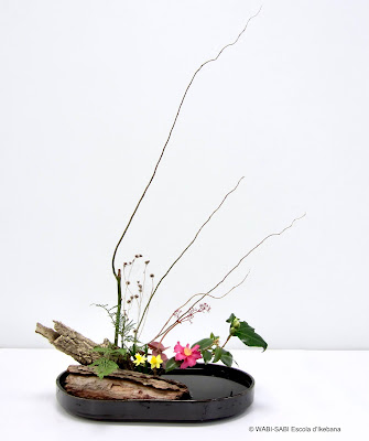 Ikebana-suikei-freestyle-wabisabi-escoladikebana