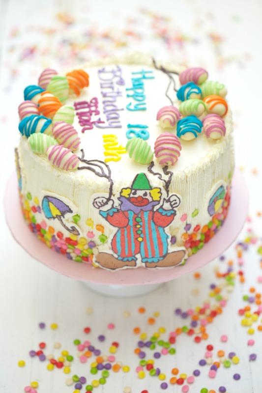 Birthday cake untuk Iffah - masam manis