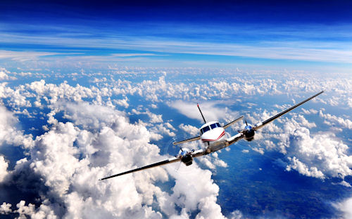 Aeroplano sobre las nubes - Plane over the clouds