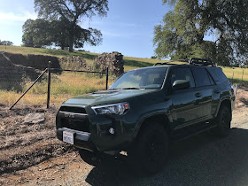 Front 3/4 view of 2020 Toyota 4Runner 4X4 TRD PRO