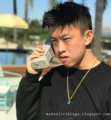 Lirik Lagu Rich Chigga Chaos Mabes Lirik