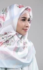 Inilah Model Hijab Kekinian Yang Terindah Dan Cantik