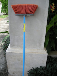 broom, La Ceiba, Honduras