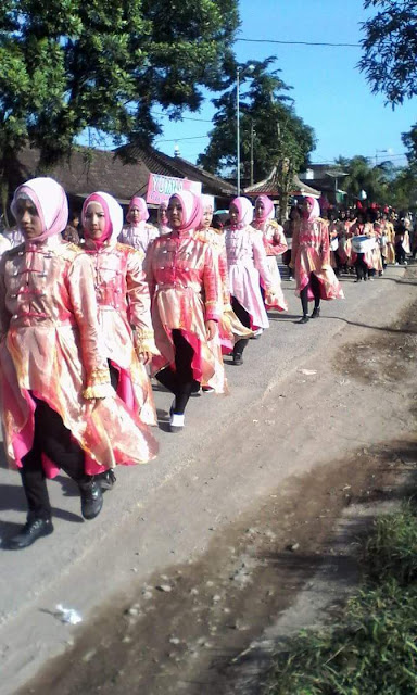 Kumpulan Foto Penampilan Drumblek dari Alta Percusion pada Haflah Akhirusanah Madin Mubtadiin Pabelan