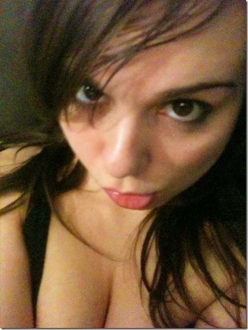 ariel-rebel-hot-iphone-6