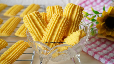 resepi biskut semperit, biskut dahlia, cara buat biskut semperit dahlia, biskut semperit sukatan cawan, resepi biskut dahlia, biskut raya 2022, raya cookies, deepavali cookies, biskut raya viral, kuih raya,