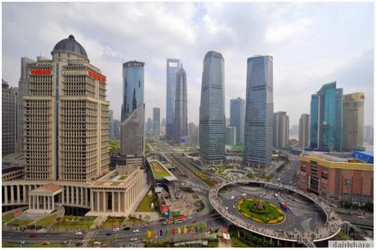 Jambatan Lingkaran Unik Untuk Penjalan Kaki Di China