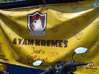 Banner Ayam Kremes Juara Bertahan