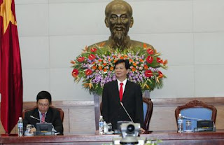Thủ tướng Nguyễn Tấn Dũng phát biểu ý kiến tại buổi tiếp