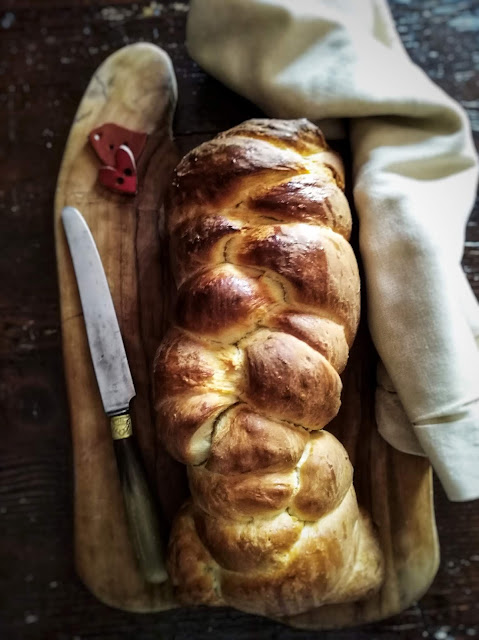 Treccia di pane al latte