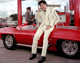 Fotografías de Elvis Presley con sus coches