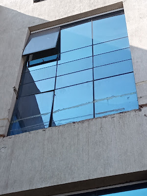 Facade Maintenance-Window MIsaligned