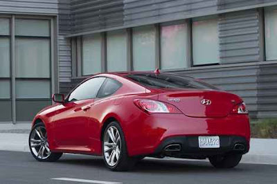 2011 Hyundai Genesis Coupe rear