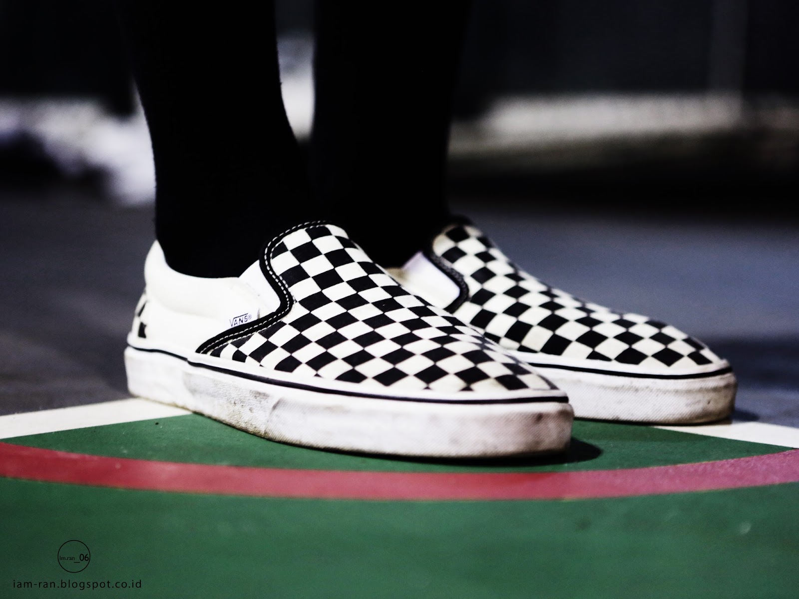 IAM-RAN: ON FEET : Dayu - Vans slip on classic checkerboard