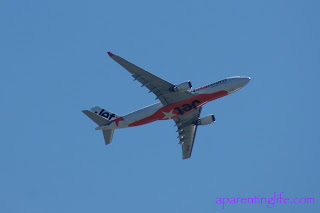 Plane flying Jetstar