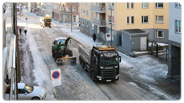 Snørydding i Gøteborggata på Rodeløkka i Bydel Grünerløkka i Oslo.