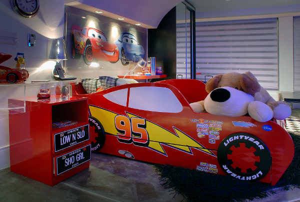 DORMITORIO DE RAYO MCQUEEN DE CARS O MCQUEEN KIDS BEDROOM by dormitorios.blogspot.com