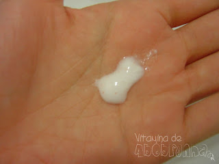 textura do sabonete Bioré Facial Foam Pore & Oil Clear