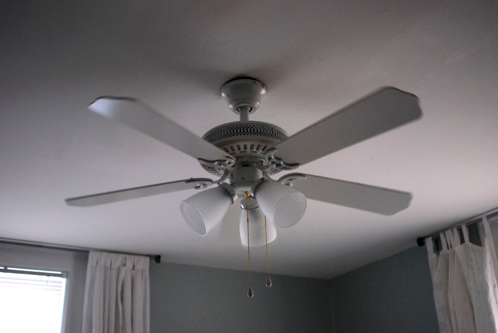 In the Little Yellow House: Bedroom Ceiling Fan Upgrade