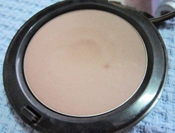 powder bronzer, bitsandtreats powder bronzer, bitsandtreats