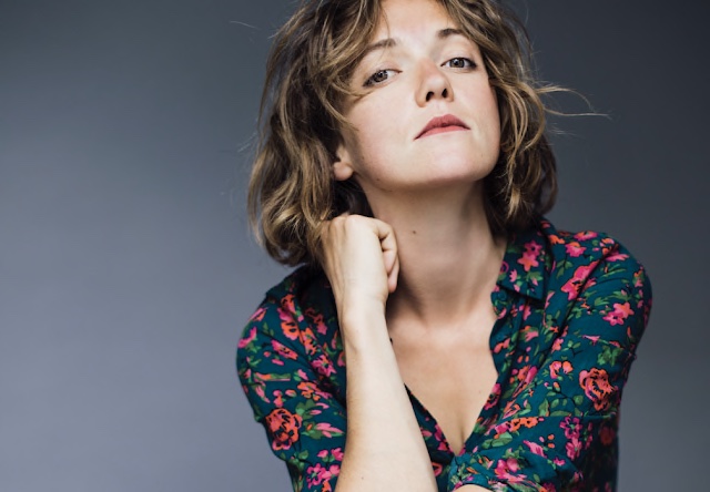 Clio, la muse de la chanson française avec l'album Déja Venise