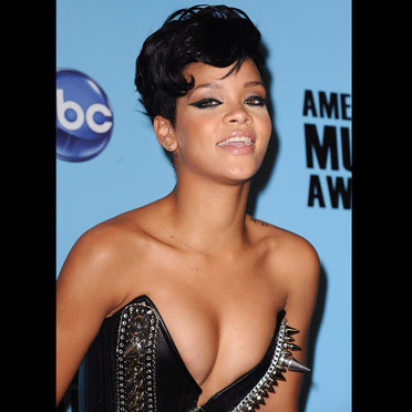 Rihanna's boobs appear everyday but it's never boring rihanna tit