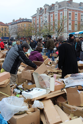 Vossenplein, flea market, flea market Brussels, Place du Jeu de Balle, Marollen, Marolles, thrifting Brussels, vintage Brussels, vlooienmarkt, tweedehands Brussel