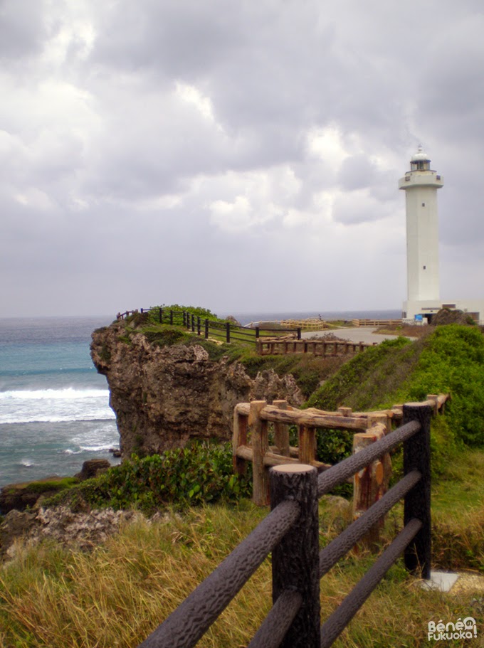  (Higashi Hennnazaki light house /  東平安名崎の灯台。