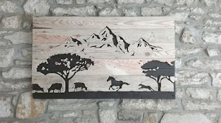 bois palette, tableau, montagne, animal, animaux, savane, sauvage, kilimanjaro, Afrique, Tanzanie, couple, potiok, pottiok, cheval, chevaux, vache, chien troupeau pyrénées, pyrenée, Canigou, cauteret, Mont perdu, Vignemale,Corbière, lannemezan, lanemezan, pic du midi, neouvielle, néouvielle, roussillon, aneto, midi d'ossau,osso, bigorre, bigore, vallée, pic d'anie, pic d'annie, pic d'orthy arbre, neige, paysage, géographie, geographie