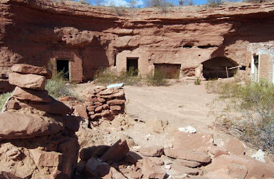 Alambraron el acceso a un pueblo fantasma