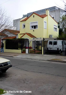 Chalet en amarillo