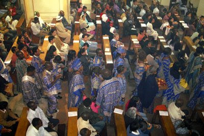 Messa africana alla chiesa di San Francesco, a Tripoli