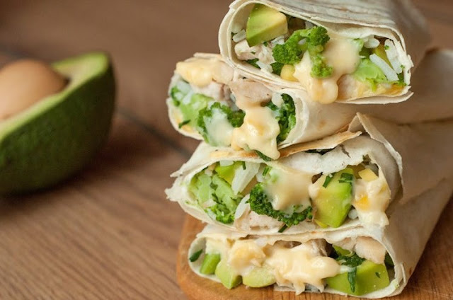 Healthy Chicken Burrito Wraps #lunch #keto