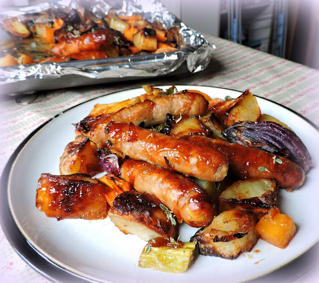 Sticky Sausage Tray Bake