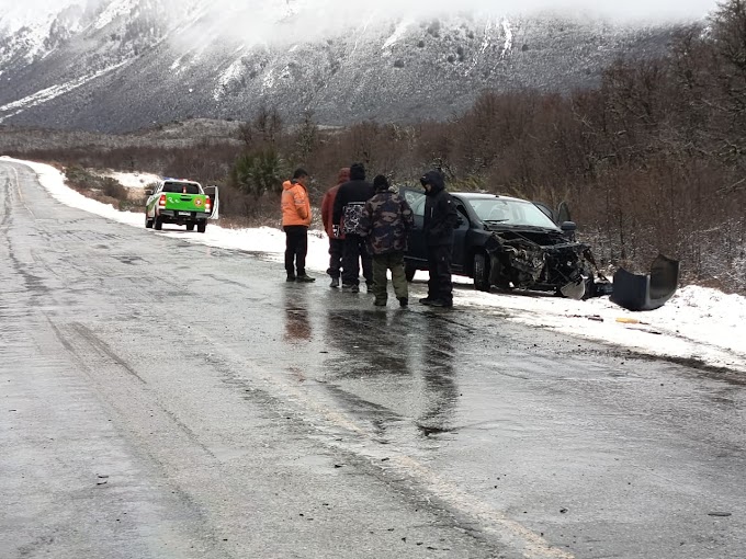 Turistas bonaerenses protagonizaron un accidente sin heridos en la Ruta 40