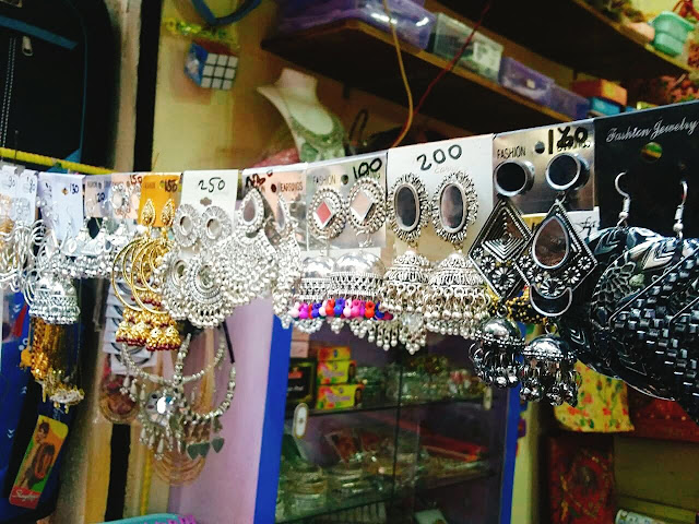 Matheran market jewellery