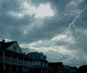 How to Calculate the Distance from Lightning